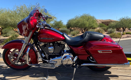 Resurrected Harley 2011 FLHX