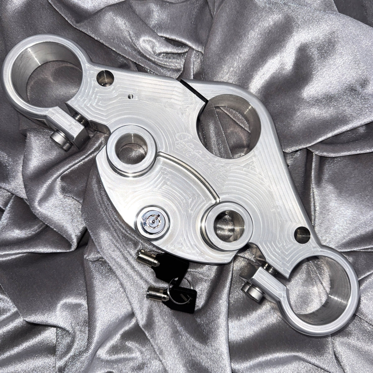 NEW!! Top triple tree with PUSH FORK LOCK for GeezerEngineering reduced trail and 49mm conversion kits