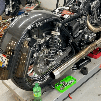 GeezerEngineering Wide Carbon Fiber Fender for 2008 & earlier Harley Touring Models