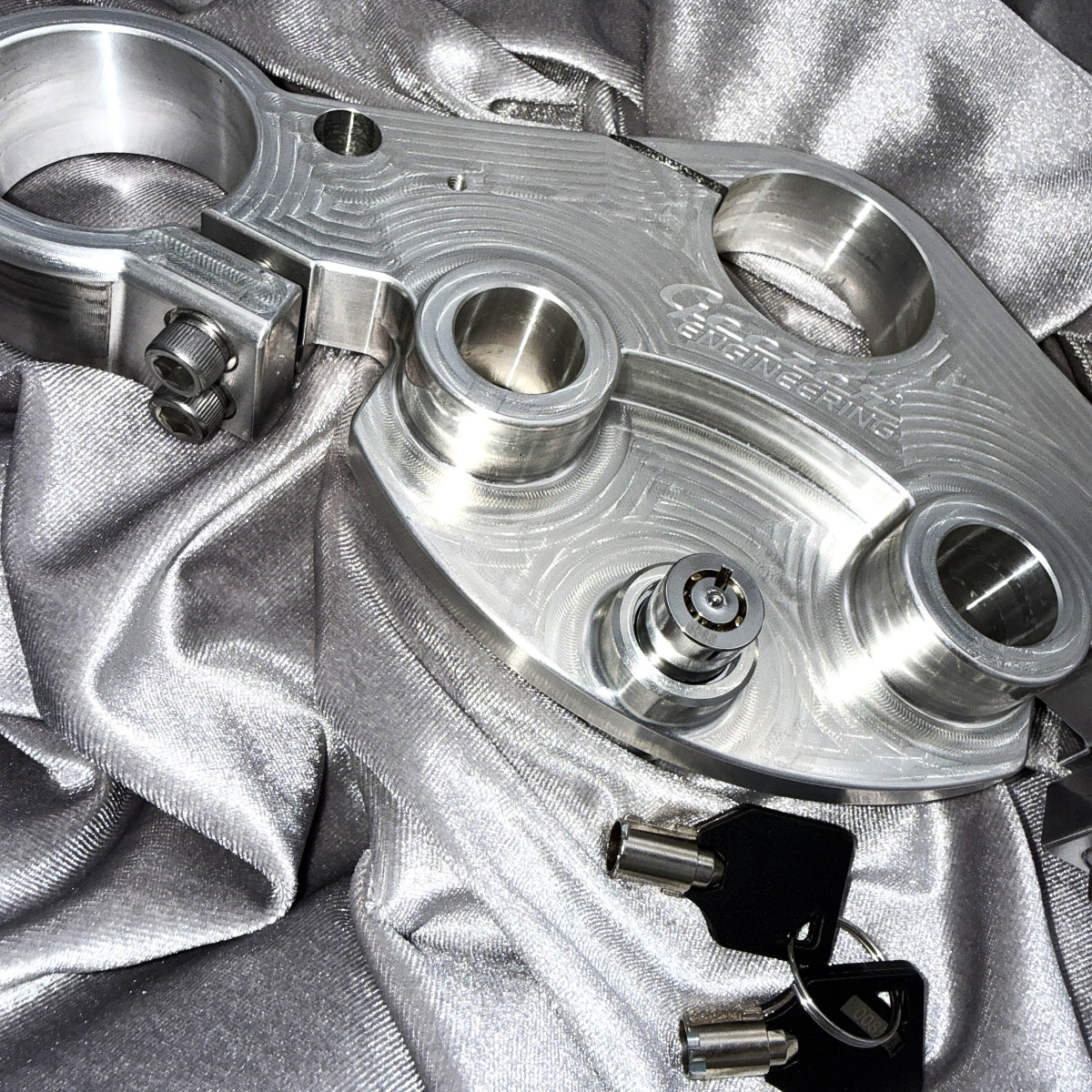 NEW!! Top triple tree with PUSH FORK LOCK for GeezerEngineering reduced trail and 49mm conversion kits