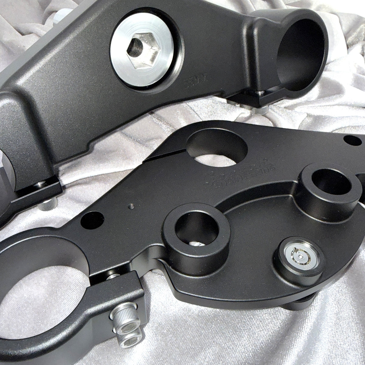 NEW!! Triple-Trees for Performance Baggers 50-55 inverted forks - with push fork lock!