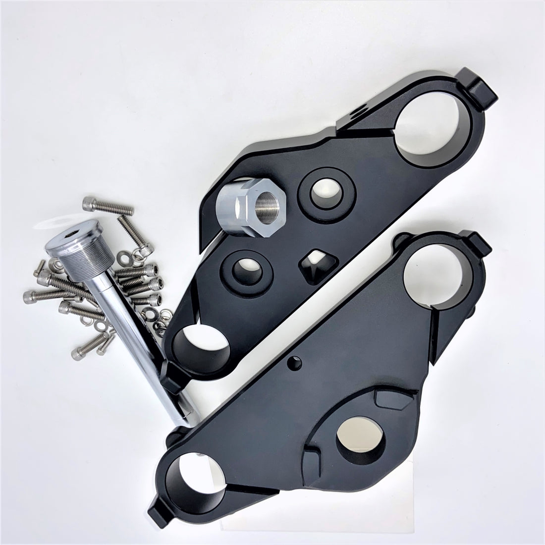 GeezerEngineering 49mm Wide Glide Triple-Trees for Harley with fairing