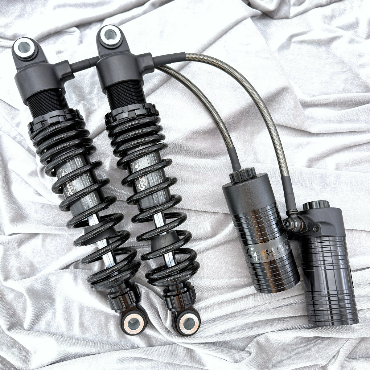 Now available in black finish: GeezerEngineering nitrogen shocks for Touring models