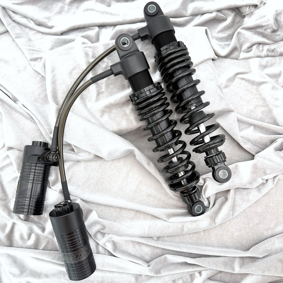 Now available in black finish: GeezerEngineering nitrogen shocks for Touring models